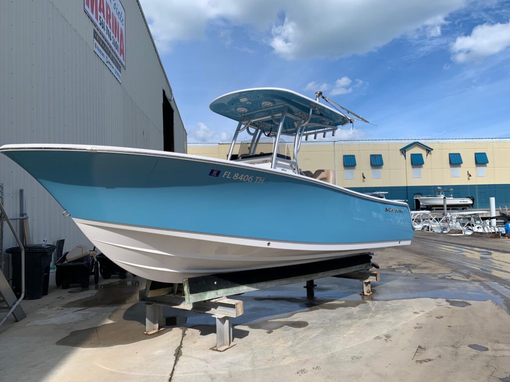 2019 Sportsman Heritage 241 Center Console