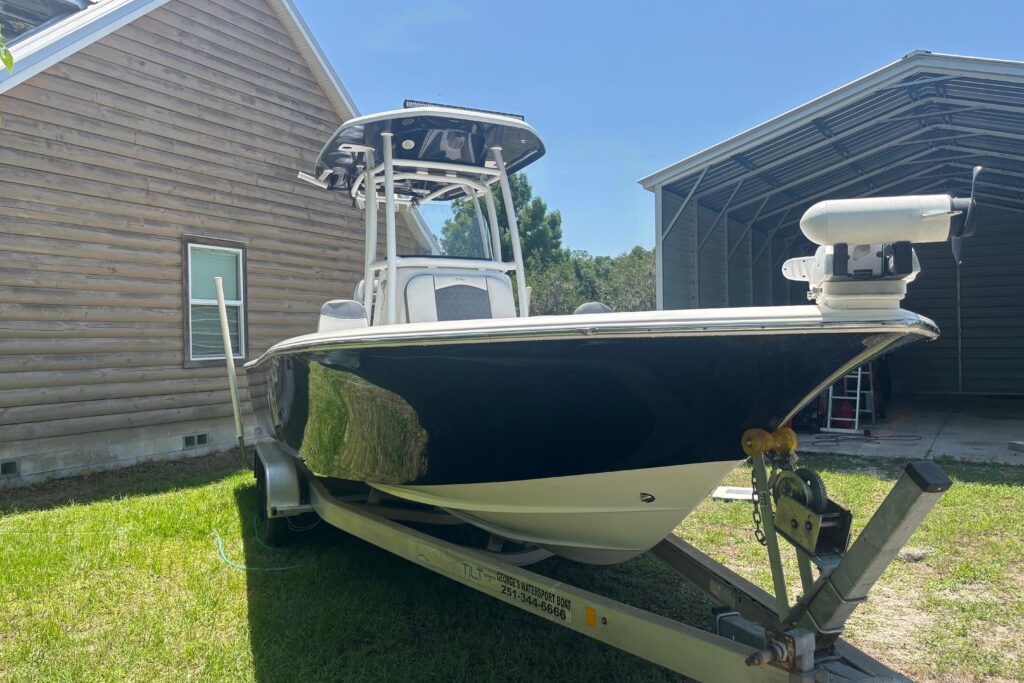 2018 Tidewater 2500 Carolina Bay