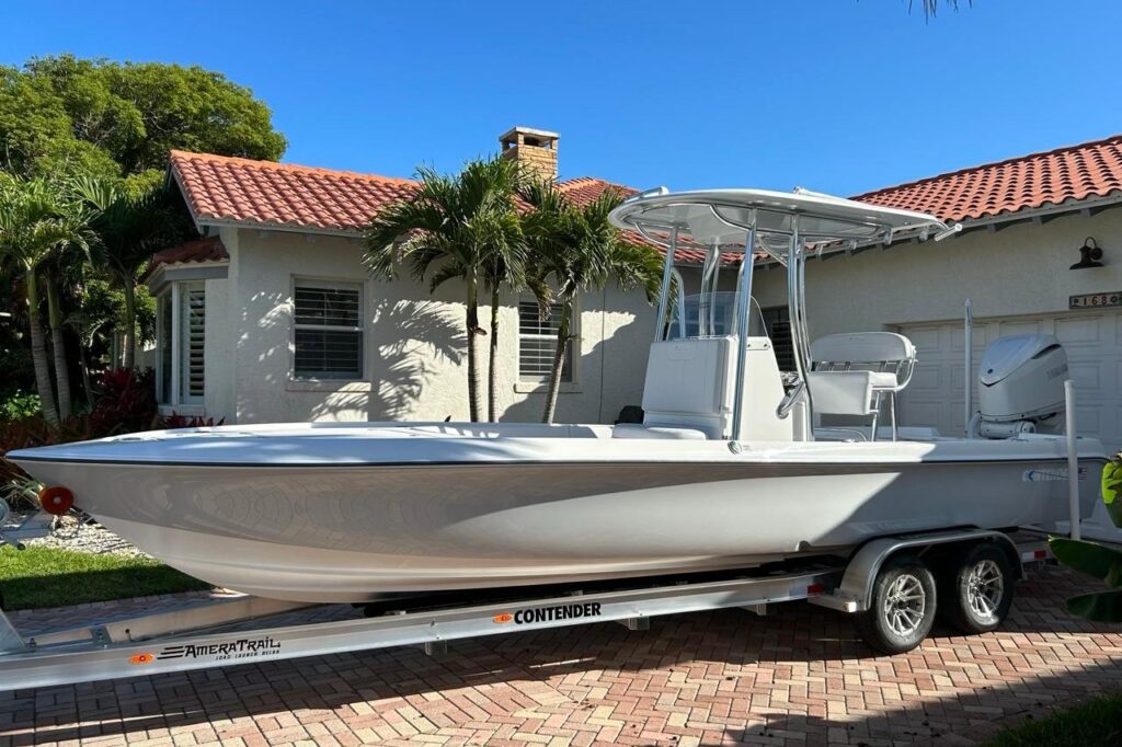 2024 Contender 26 Bay