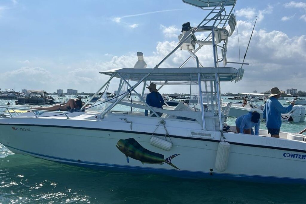 2006 Contender 35 Side Console