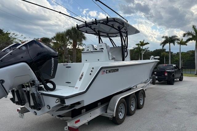 2023 Contender 32 ST