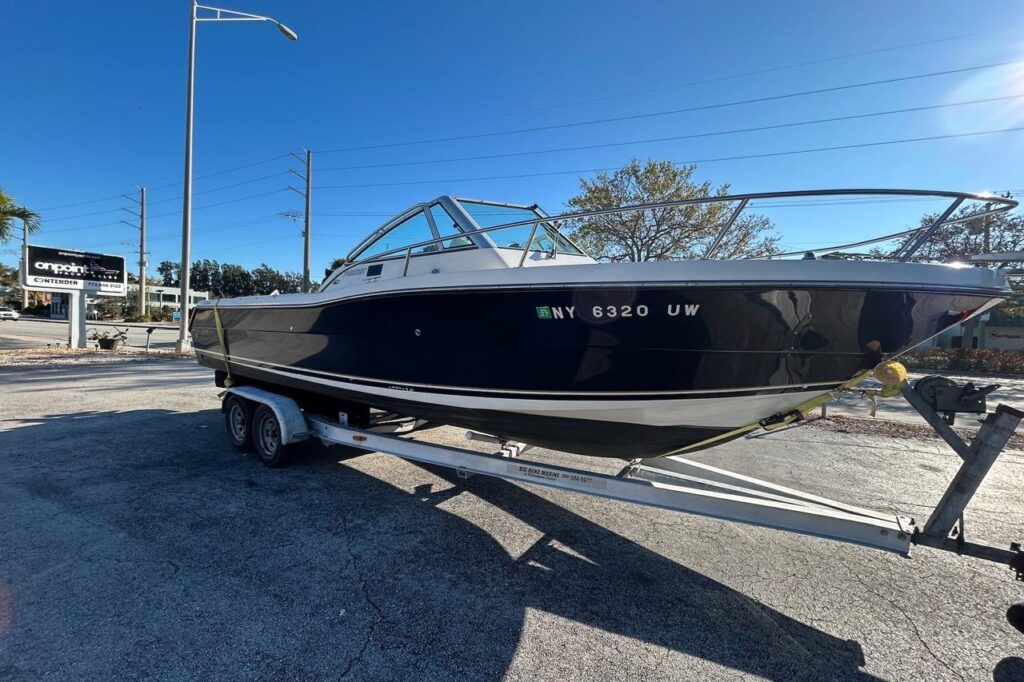 2001 Pursuit 2460 Denali