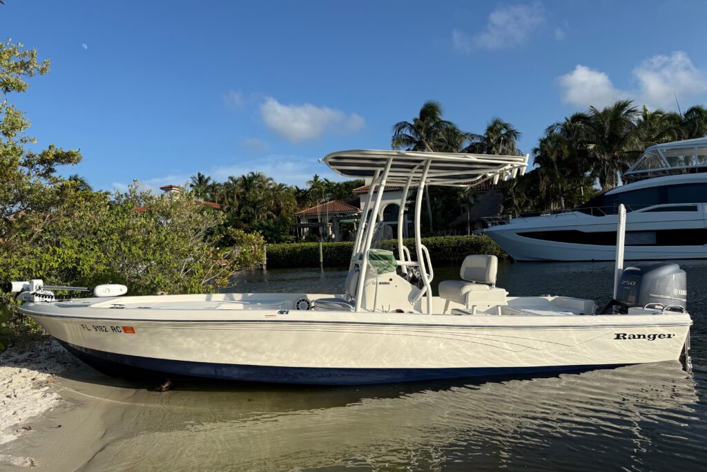 2015 Ranger 2410 Bay Ranger