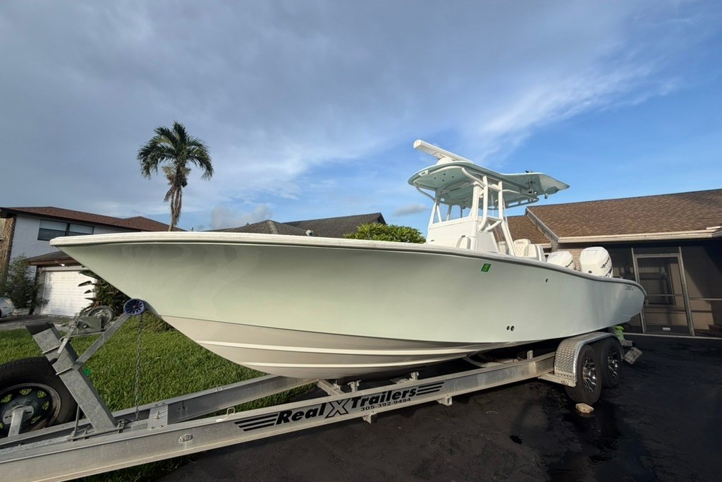 2019 Conch 30